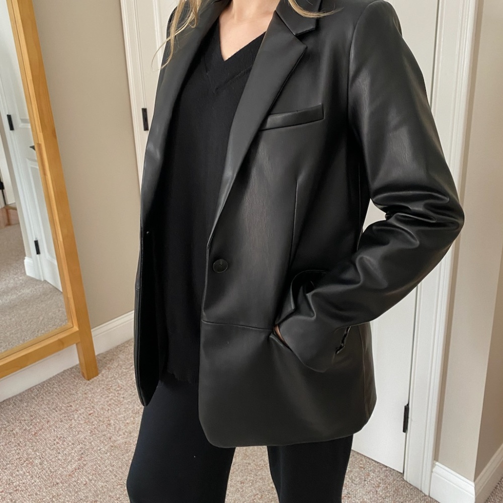 ZARA: Pleather Boyfriend Blazer